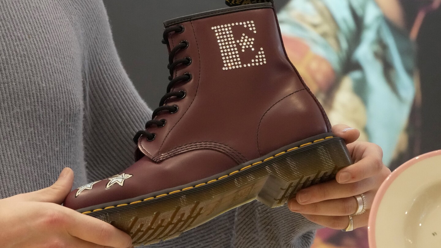 Doc martens defense deals